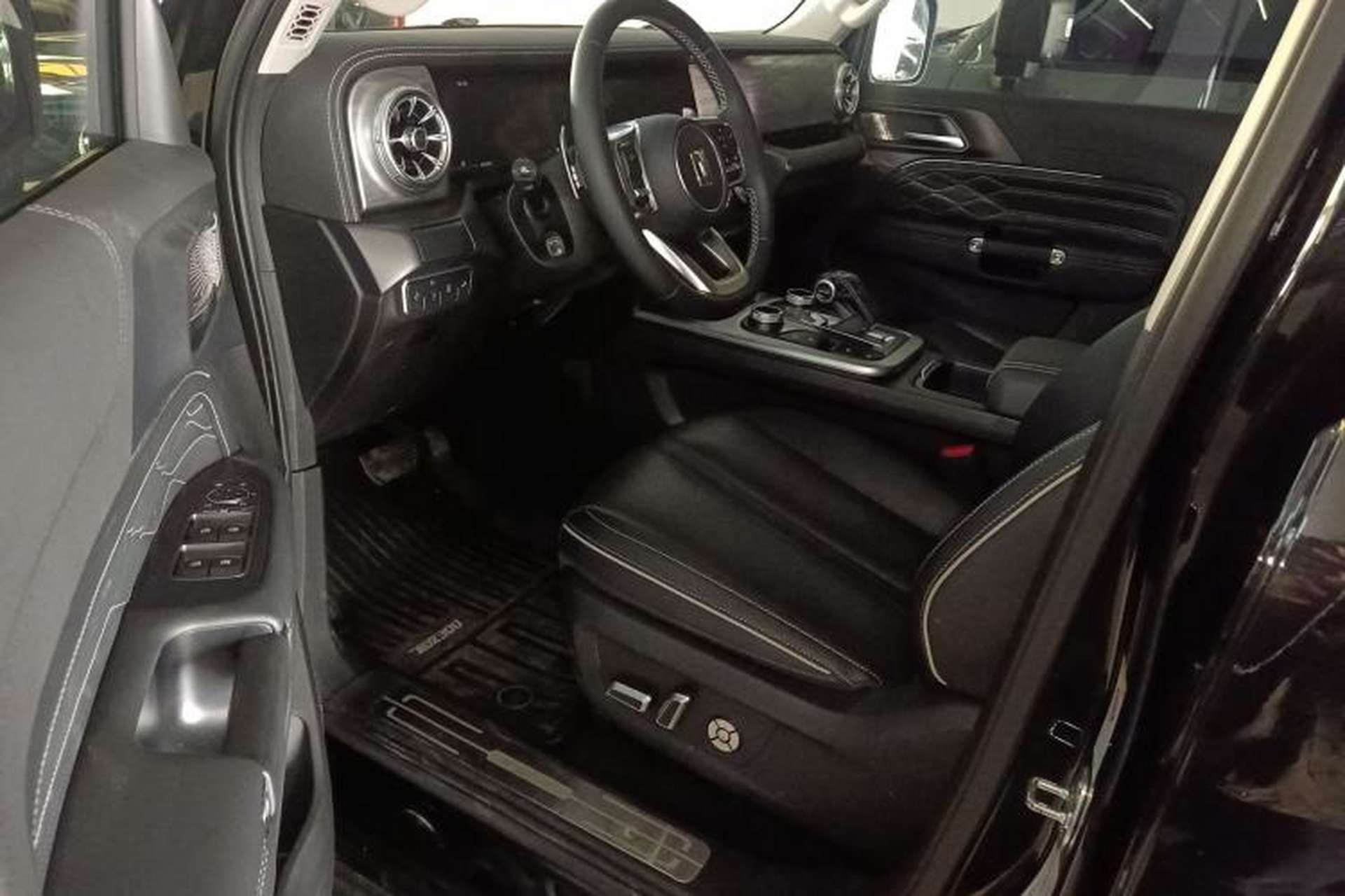 Used Tank 300 2023 Off-Road Edition 2.0T Conqueror Driver Seat