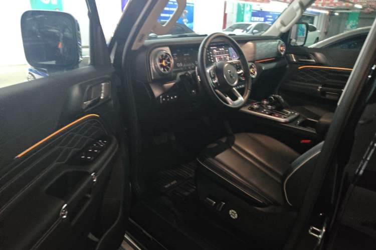 Used Tank 300 2023 City Edition 2.0T—Stylish as Ever Driver Seat