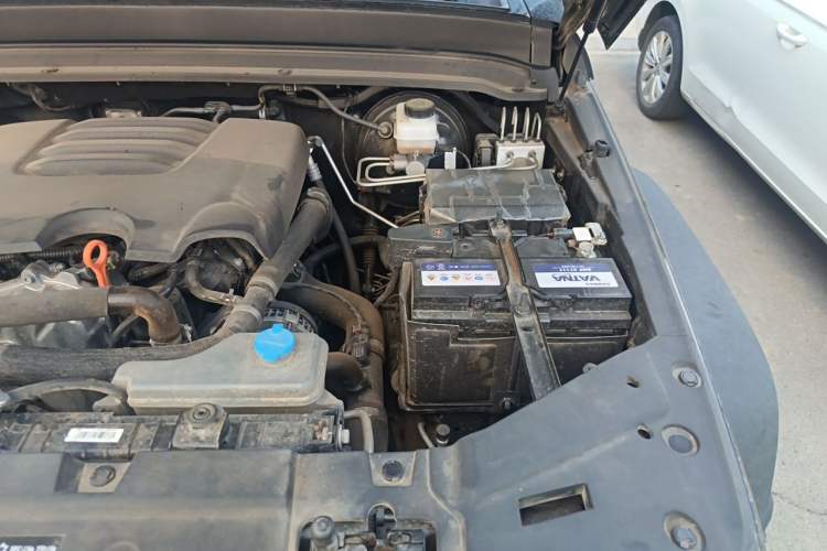 Used Tank 300 2023 Off-Road Edition 2.0T Conqueror Engine Bay Left