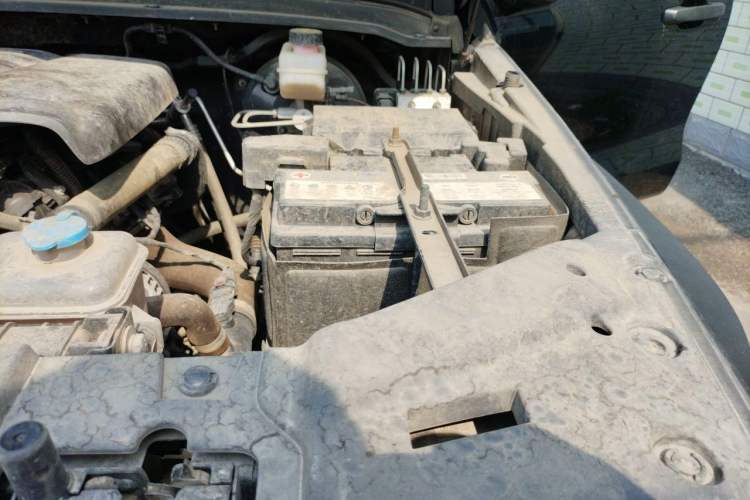 Used Tank 300 2023 Off-Road Edition 2.0T Conqueror Engine Bay Left