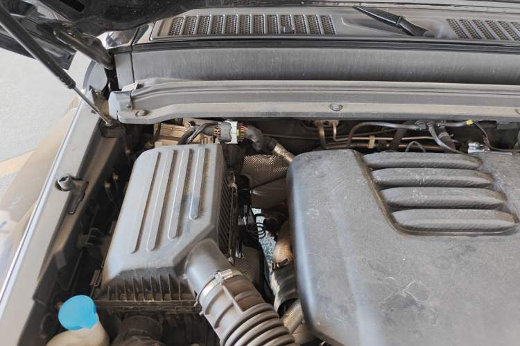Used Tank 300 2023 Off-Road Edition 2.0T Conqueror Engine Bay Right