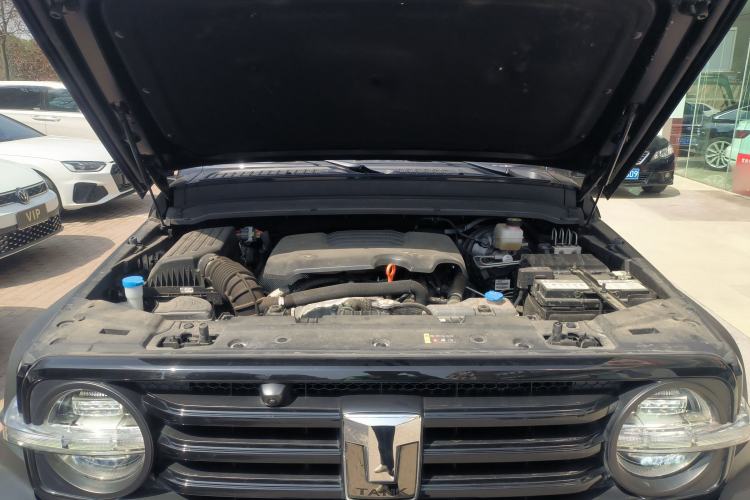 Used Tank 300 2023 Off-Road Edition 2.0T Challenger Engine Bay