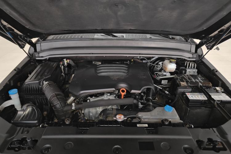 Used Tank 300 2023 Off-Road Edition 2.0T Challenger Engine Bay