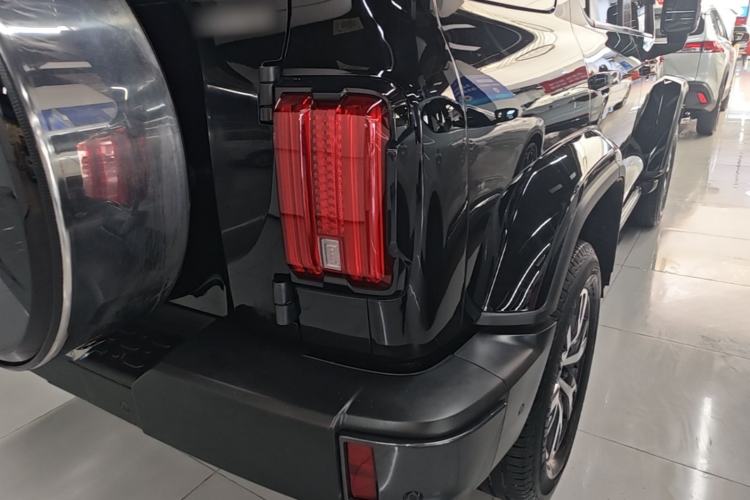 Used Tank 300 2023 City Edition 2.0T—Stylish as Ever Exterior 3