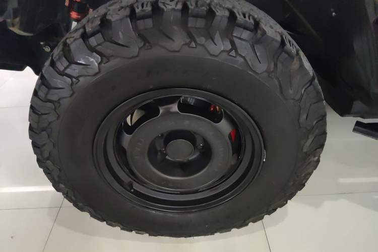 Used Tank 300 2023 2.0T Iron Rider 02 Exterior 3