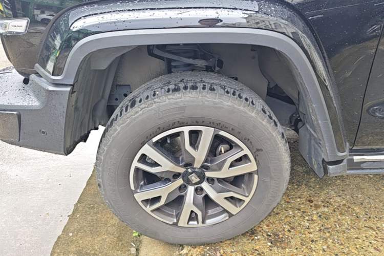 Used Tank 300 2023 City Edition 2.0T—Stylish as Ever Exterior 4
