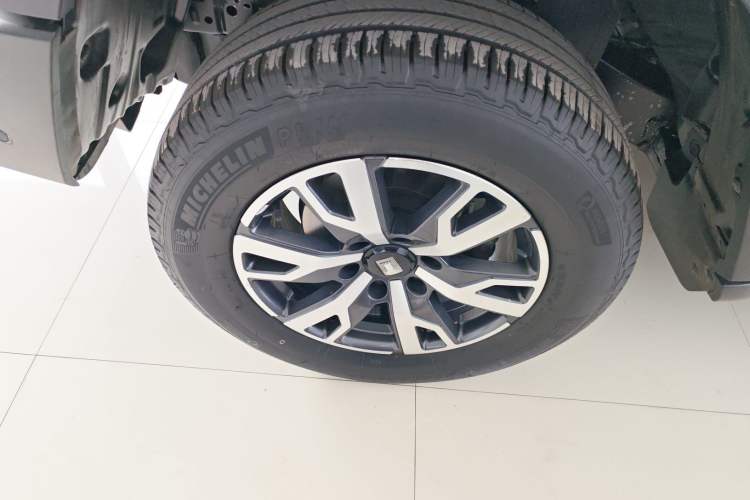 Used Tank 300 2023 City Edition 2.0T—Stylish as Ever Exterior 4