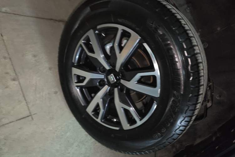 Used Tank 300 2023 City Edition 2.0T—Stylish as Ever Exterior 5