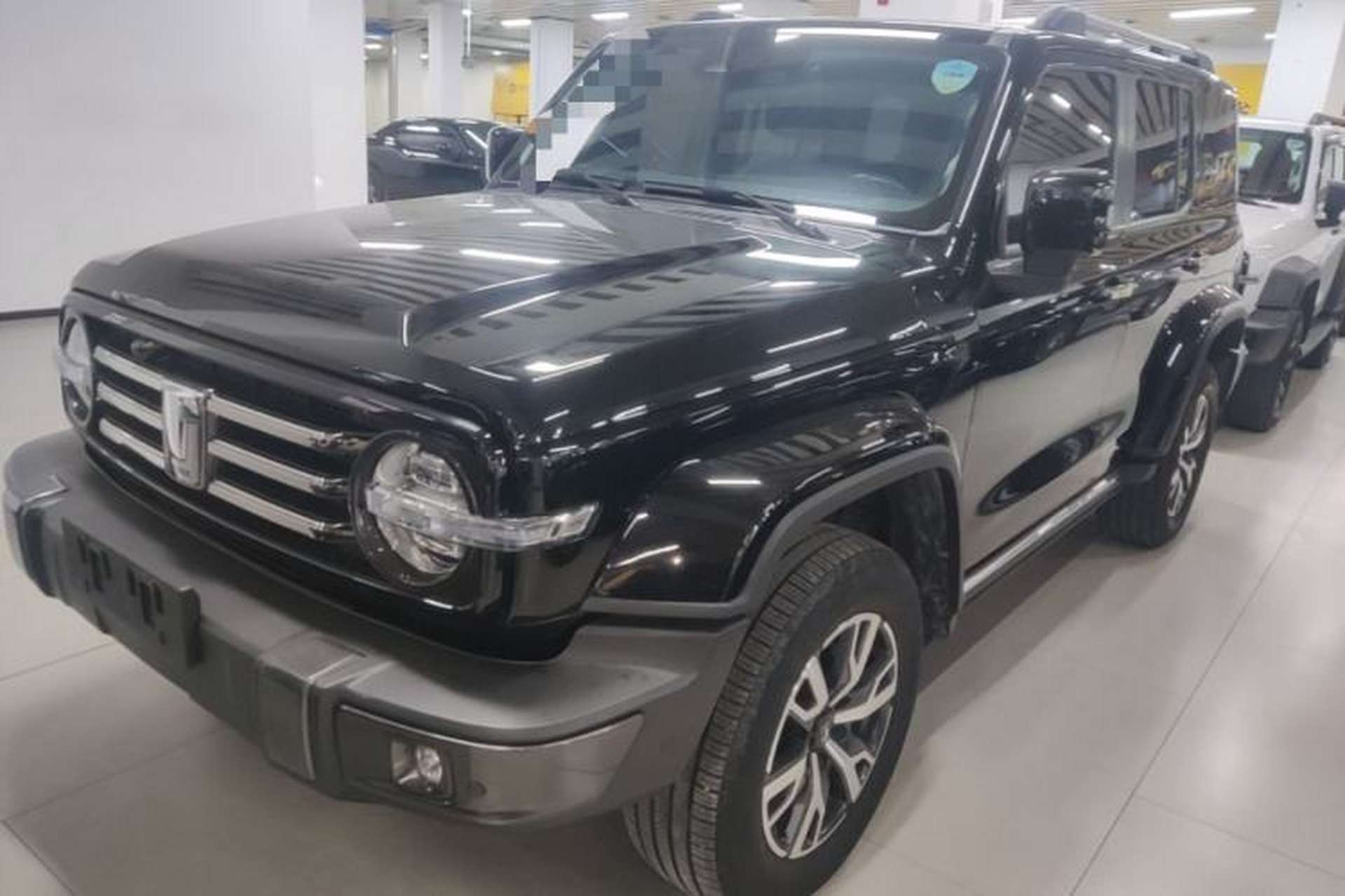 Used Tank 300 2023 City Edition 2.0T—Stylish as Ever Front Left 45 Deg