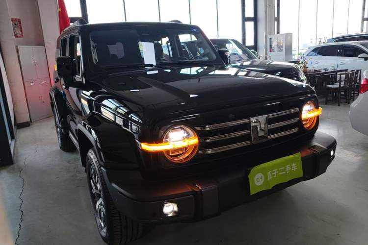 Used Tank 300 2023 City Edition 2.0T—Stylish as Ever Front Right 45 Deg