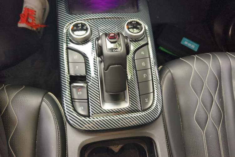 Used Tank 300 2023 Off-Road Edition 2.0T Challenger Gear Lever