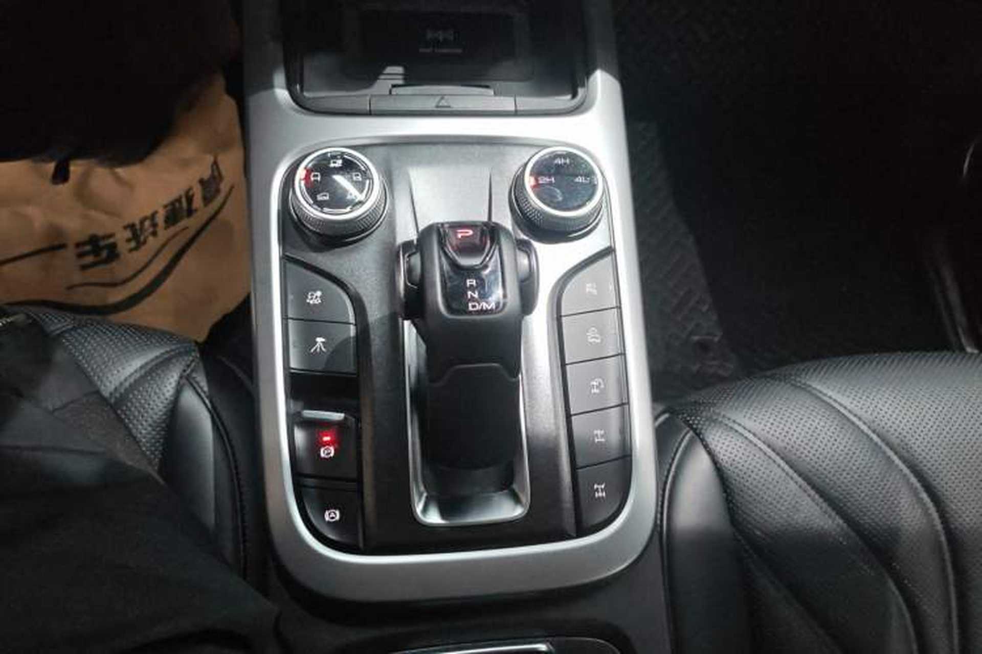 Used Tank 300 2023 Off-Road Edition 2.0T Conqueror Gear Lever