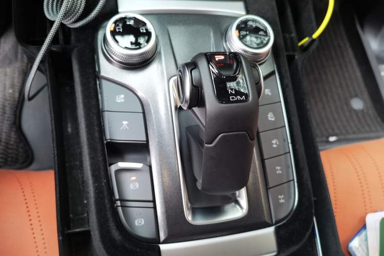 Used Tank 300 2023 Off-Road Edition 2.0T Conqueror Gear Lever