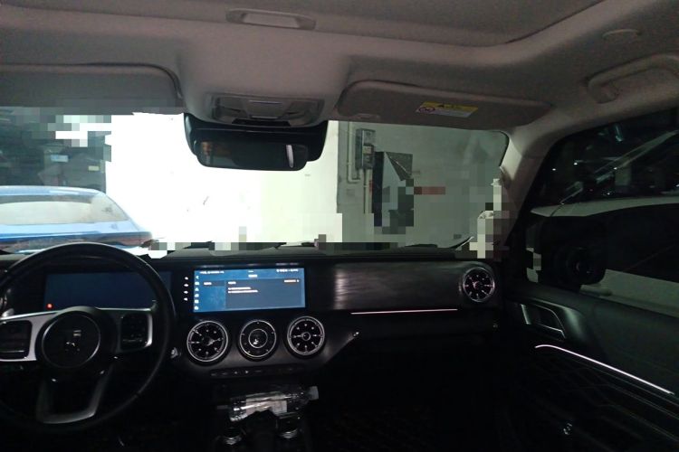 Used Tank 300 2023 City Edition 2.0T—Stylish as Ever Headliner