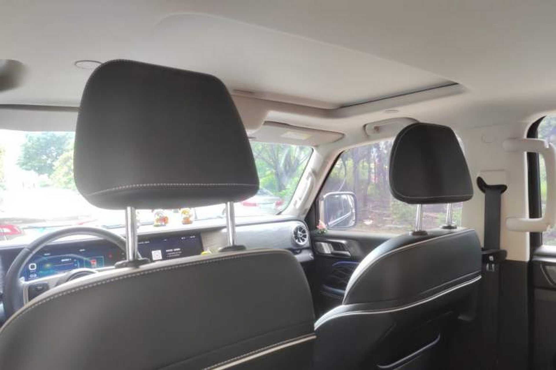 Used Tank 300 2023 City Edition 2.0T—Stylish as Ever Headliner