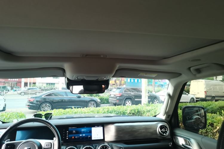 Used Tank 300 2023 City Edition 2.0T—Stylish as Ever Headliner
