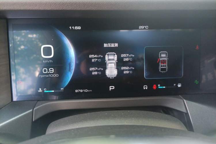 Used Tank 300 2023 City Edition 2.0T—Stylish as Ever Instrument Cluster