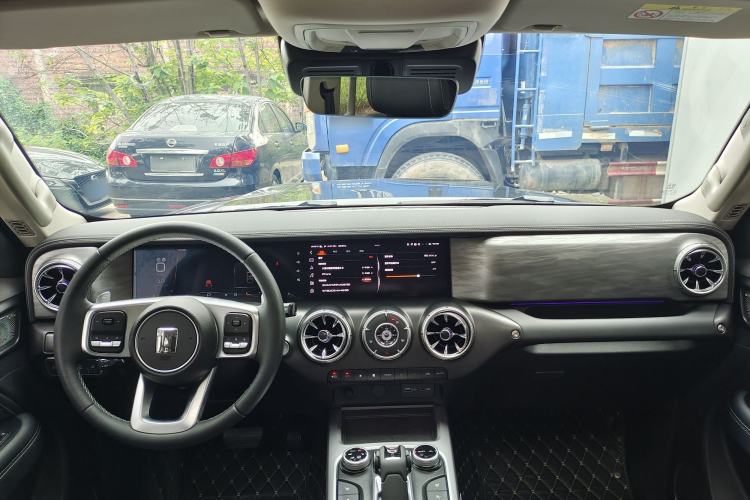 Used Tank 300 2023 City Edition 2.0T—Stylish as Ever Interior 1