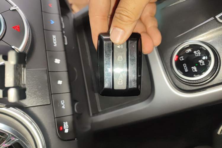 Used Tank 300 2023 City Edition 2.0T—Stylish as Ever Interior 1