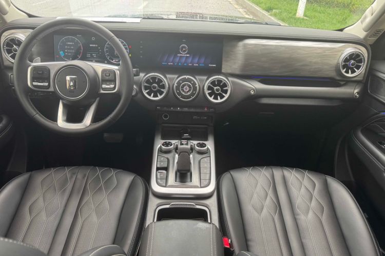 Used Tank 300 2023 Off-Road Edition 2.0T Challenger Interior 1
