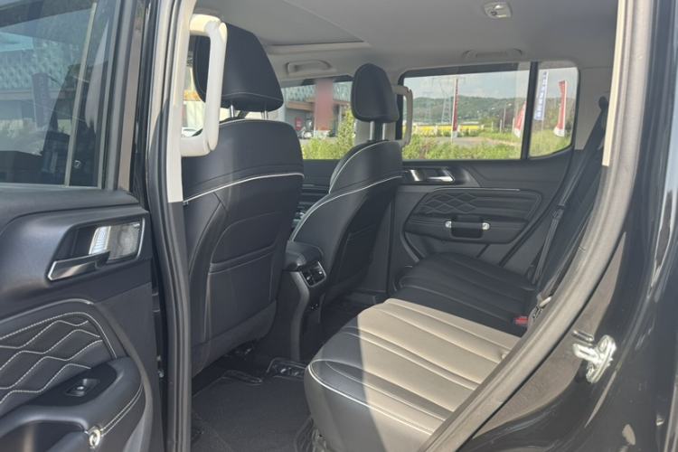 Used Tank 300 2023 Off-Road Edition 2.0T Conqueror Interior 3