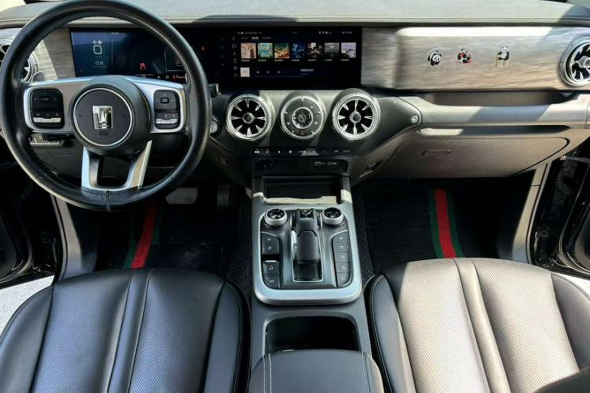 Used Tank 300 2023 City Edition 2.0T—Stylish as Ever Interior 3