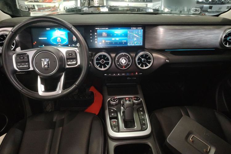 Used Tank 300 2023 City Edition 2.0T—Stylish as Ever Interior 3