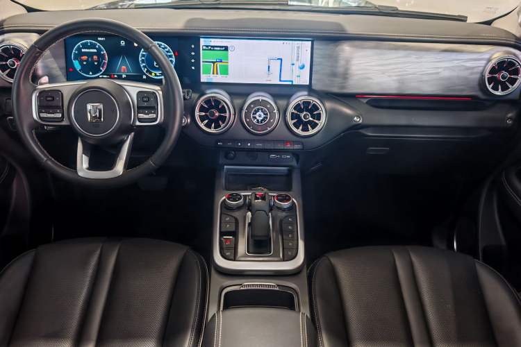 Used Tank 300 2023 Off-Road Edition 2.0T Conqueror Interior 4