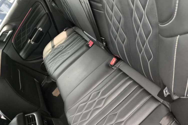 Used Tank 300 2023 Off-Road Edition 2.0T Challenger Interior 4