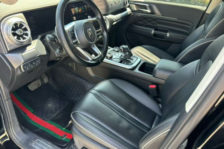 Used Tank 300 2023 City Edition 2.0T—Stylish as Ever Interior 4