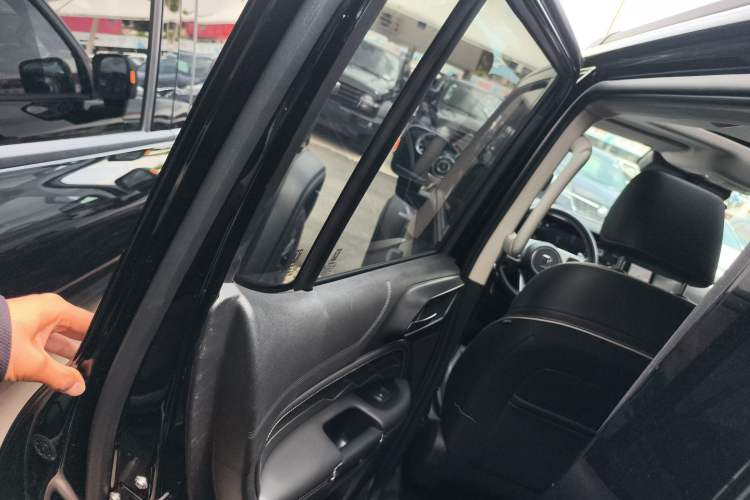Used Tank 300 2023 Off-Road Edition 2.0T Challenger Interior 8