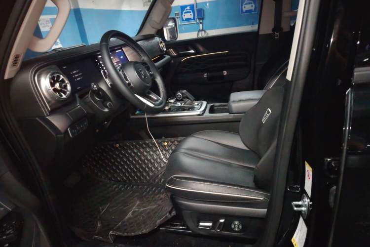 Used Tank 300 2023 2.0T Iron Rider 02 Left Front Seat