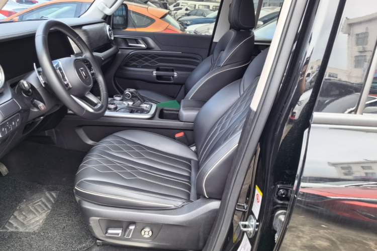 Used Tank 300 2023 Off-Road Edition 2.0T Challenger Left Front Seat