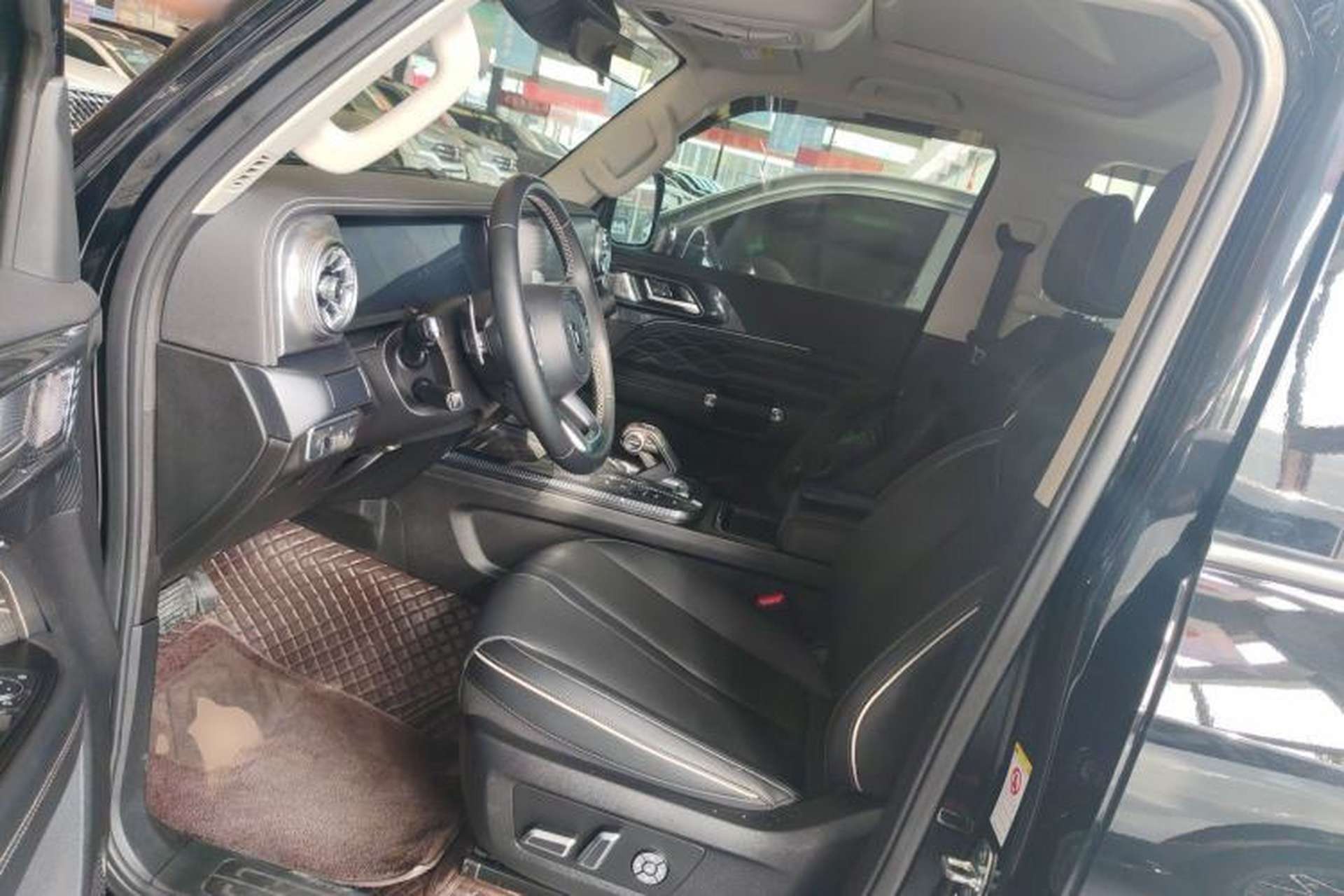 Used Tank 300 2023 Off-Road Edition 2.0T Conqueror Left Front Seat