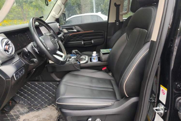 Used Tank 300 2023 Off-Road Edition 2.0T Conqueror Left Front Seat