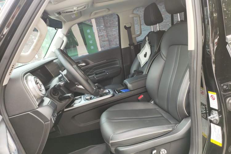 Used Tank 300 2023 Off-Road Edition 2.0T Conqueror Left Front Seat
