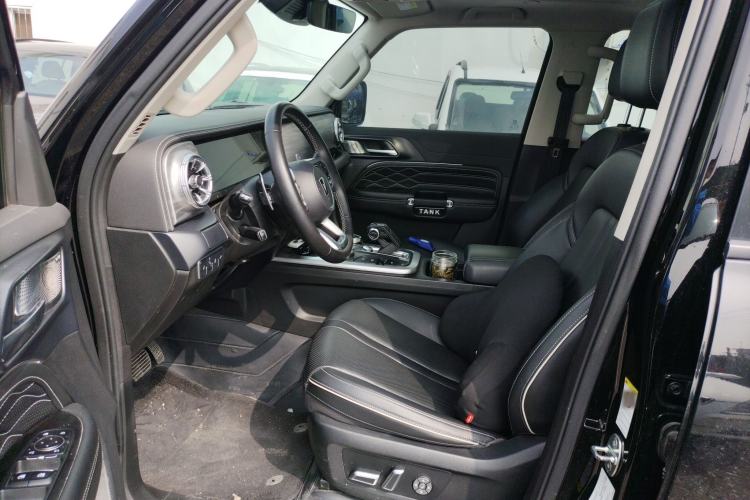 Used Tank 300 2023 City Edition 2.0T—Stylish as Ever Left Front Seat