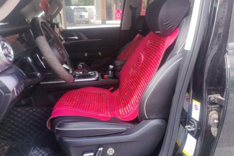 Used Tank 300 2023 City Edition 2.0T—Stylish as Ever Left Front Seat