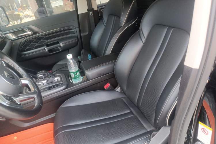 Used Tank 300 2023 Off-Road Edition 2.0T Conqueror Left Front Seat