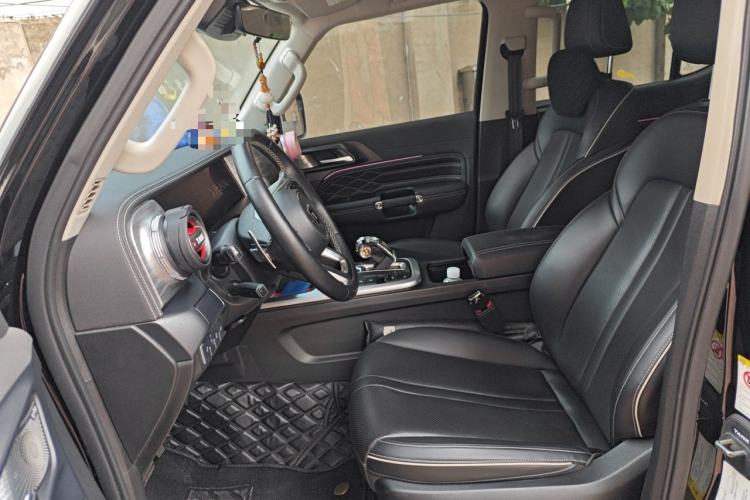 Used Tank 300 2023 Off-Road Edition 2.0T Conqueror Left Front Seat