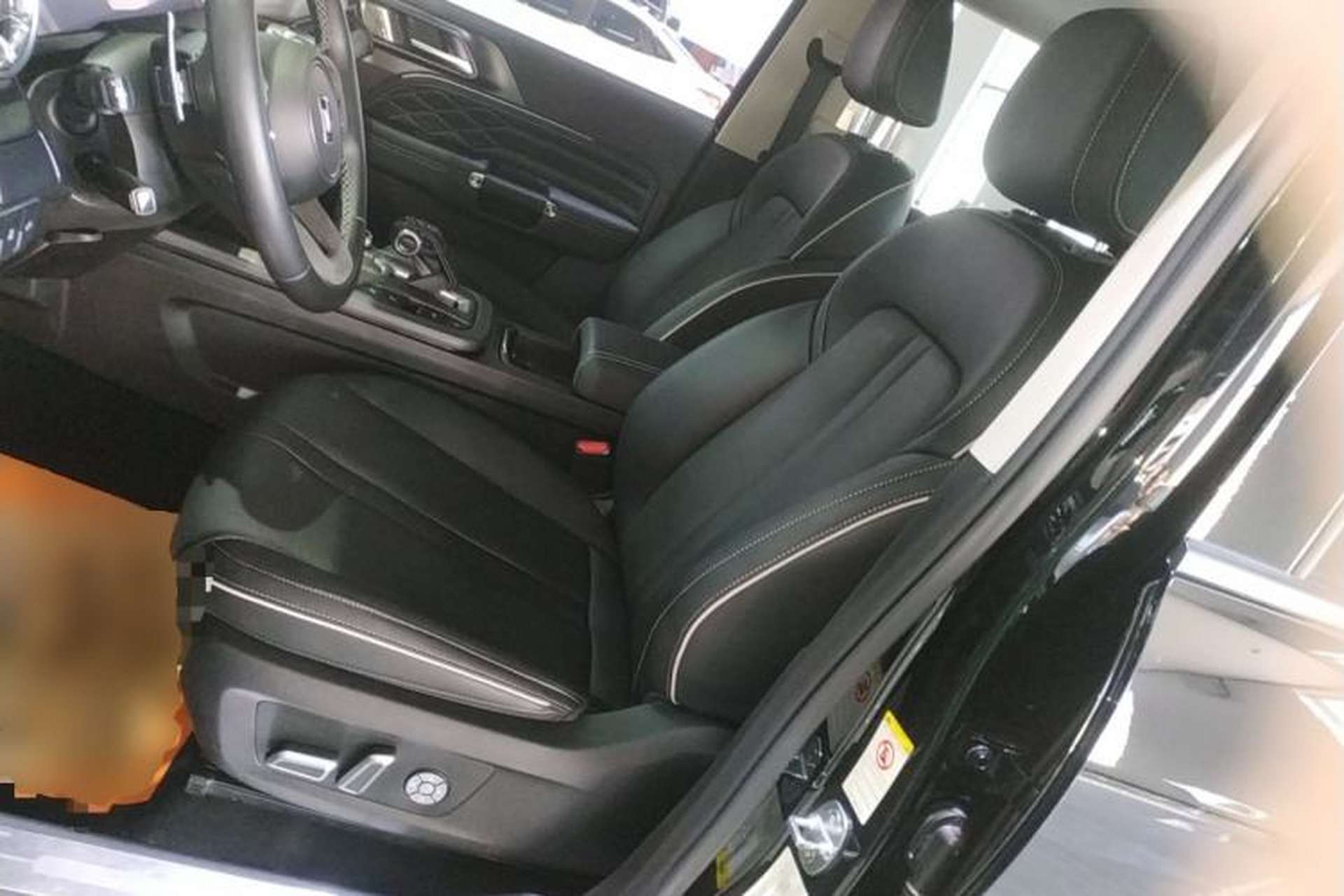 Used Tank 300 2023 Off-Road Edition 2.0T Conqueror Left Front Seat