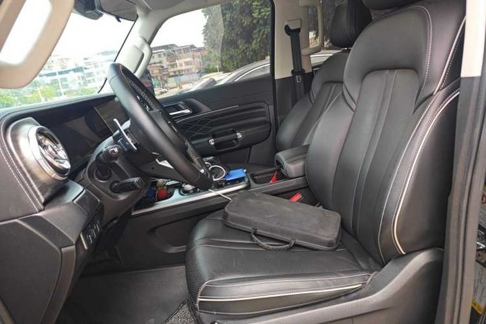 Used Tank 300 2023 Off-Road Edition 2.0T Conqueror Left Front Seat