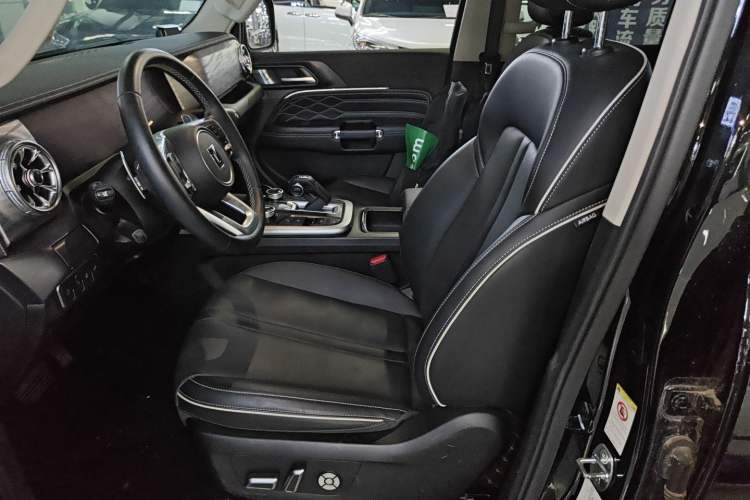 Used Tank 300 2023 Off-Road Edition 2.0T Conqueror Left Front Seat