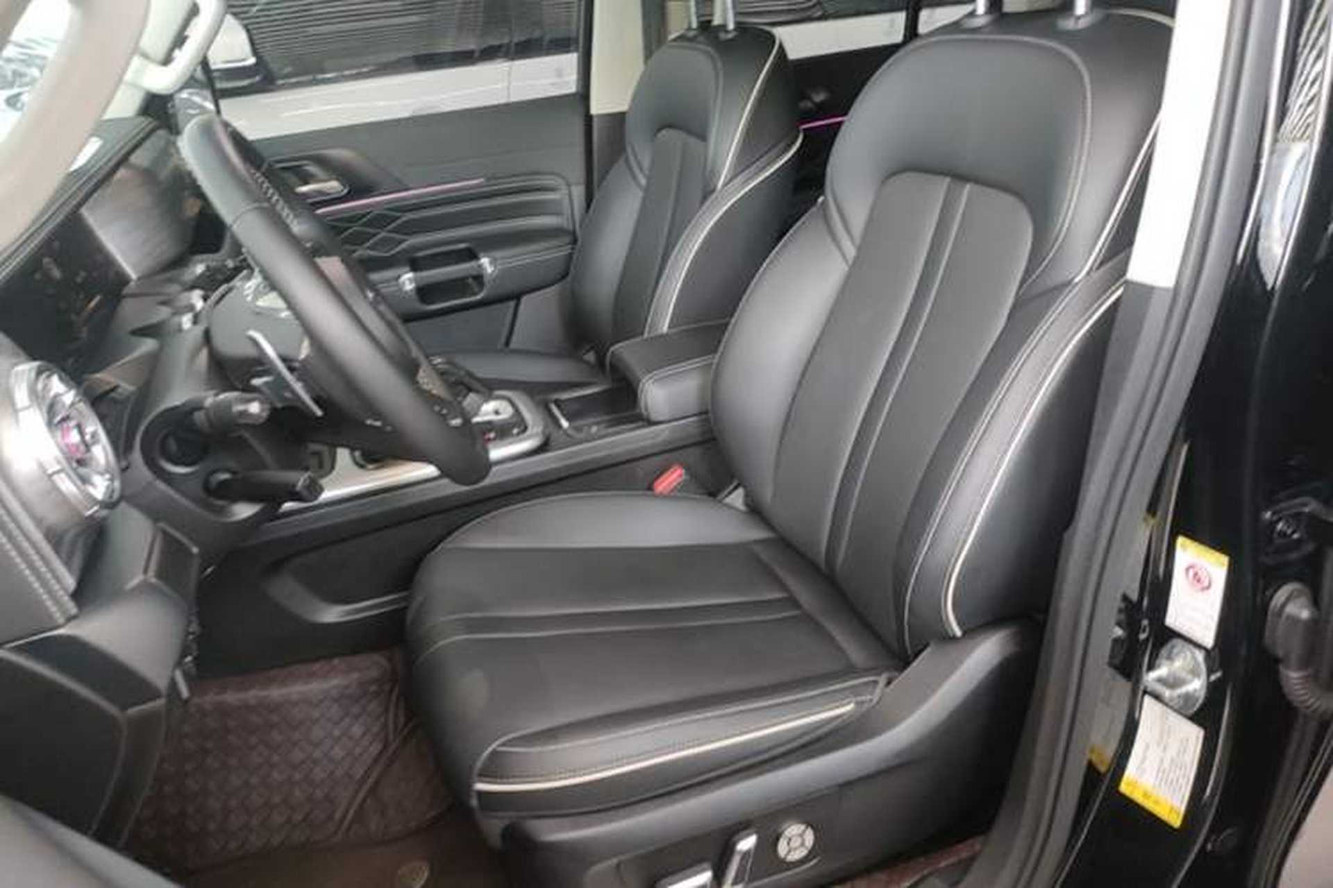 Used Tank 300 2023 Off-Road Edition 2.0T Conqueror Left Front Seat