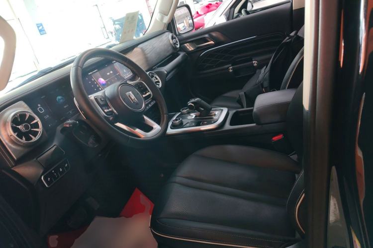 Used Tank 300 2023 City Edition 2.0T—Stylish as Ever Left Front Seat