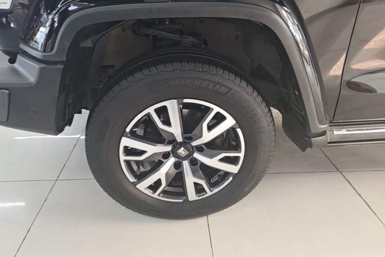 Used Tank 300 2023 City Edition 2.0T—Stylish as Ever Left Front Wheel Hub
