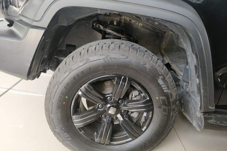 Used Tank 300 2023 Off-Road Edition 2.0T Conqueror Left Front Wheel Hub