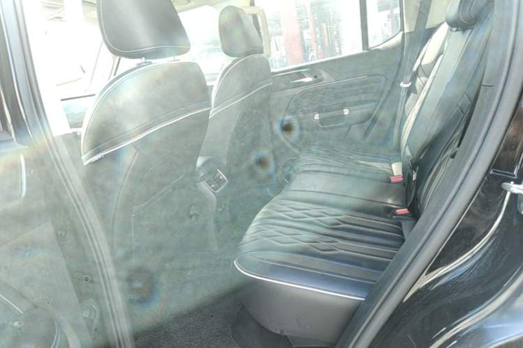Used Tank 300 2023 Off-Road Edition 2.0T Challenger Left Rear Seat