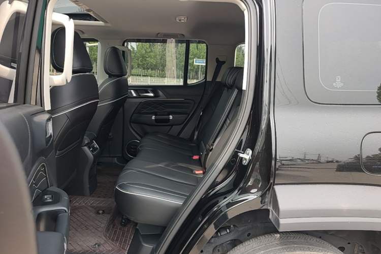 Used Tank 300 2023 Off-Road Edition 2.0T Conqueror Left Rear Seat