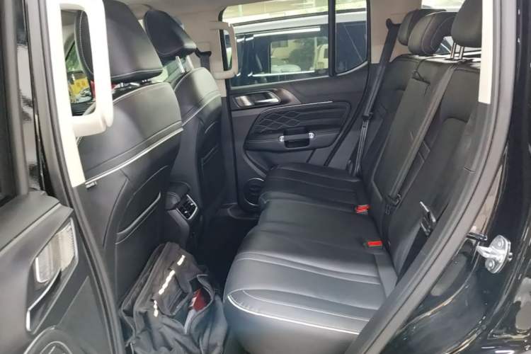Used Tank 300 2023 Off-Road Edition 2.0T Conqueror Left Rear Seat